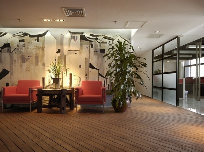 Simple and natural decorative style